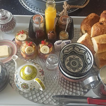 La Billardiere Camping A La Ferme Le Menil-Ciboult Екстериор снимка