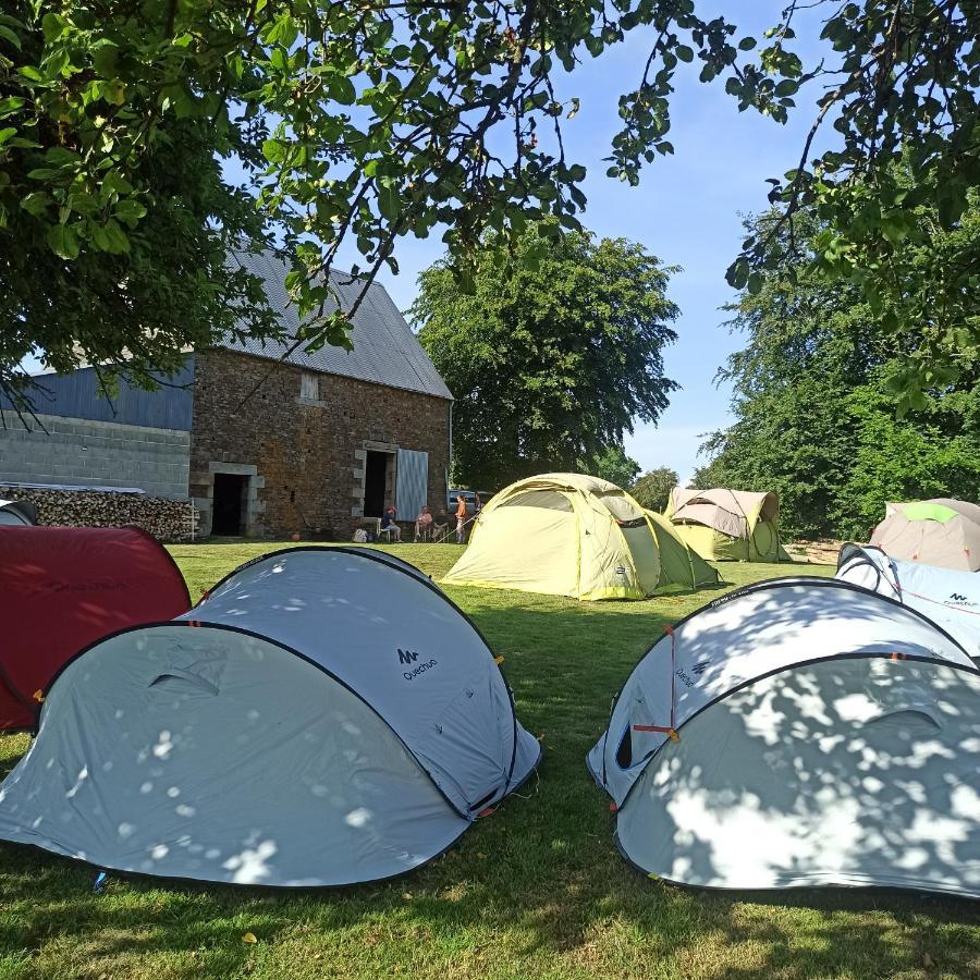 La Billardiere Camping A La Ferme Le Menil-Ciboult Екстериор снимка
