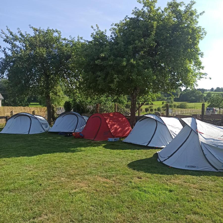 La Billardiere Camping A La Ferme Le Menil-Ciboult Екстериор снимка